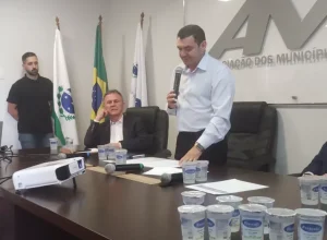 Presidente Edimar Santos convoca presidentes de 19 associações regionais, Diretoria da AMP e presidentes de Frentes Municipalistas para reunião na quarta (dia 13/09), às 8h