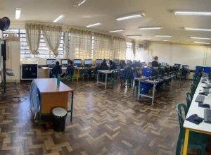 Colégio Estadual Anita Canet