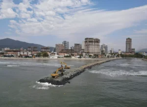 MOLHE DO RIO PEREQUÊ, EM PORTO BELO