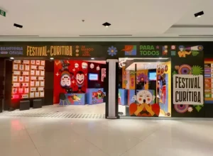 Shopping-Mueller-recebe-a-Bilheteria-Oficial-do-Festival-de-Cuiritiba-este-ano-Cred.-Lina-Sumizono