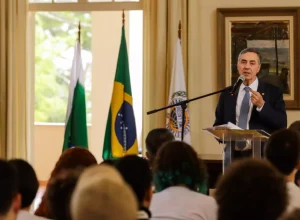 ministro-barroso-colegioestadualdoparana