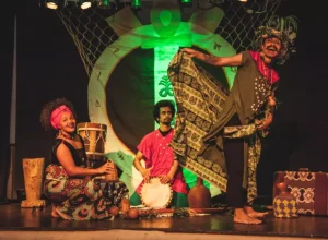 Diferentes atrações culturais em Matinhos e Pontal do Paraná, em novembro e dezembro, valorizam a cultura brasileira