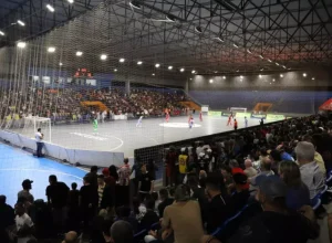 ginásio de salão em paranaguá