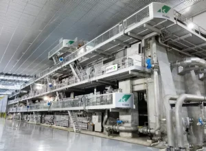 Máquina de Papel 28 (MP28), instalada na Unidade Puma, em Ortigueira (PR)