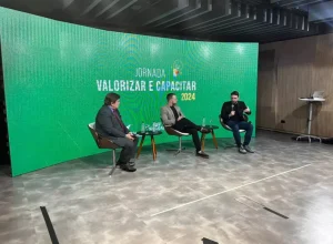 O evento foi transmitido online, dos estúdios do Sebrae/PR, nas noites de quarta-feira e quinta-feira (Foto: Divulgação)