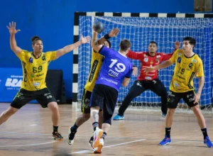 Pinheiros e Taubaté em partida válida pelo Sul-Centro Americano de Handebol 2023. Foto: Gabriella Garbim