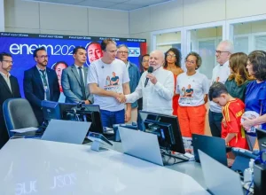 Presidente Lula_ENEM2024