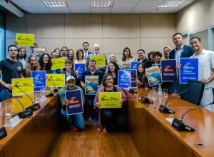 Representantes da Oceana e de 19 organizações foram recebidos pelo secretário-executivo, Paulo Capobianco. Foto: Oceana / Caio Marins