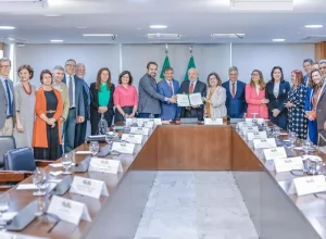 Cerimônia de sanção da lei que institui o PAA e o Cozinha Solidária no Palácio do Planalto. Foto: Ricardo Stuckert / PR