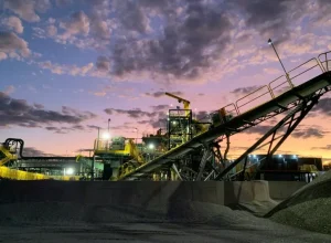 Subprodutos ultrafinos empilhados a seco (Subproduto Verde Triplo Zero) (Foto: Sigma Lithium)